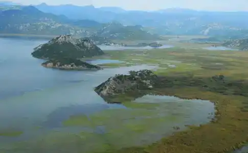 Ramada by Wyndham - 40