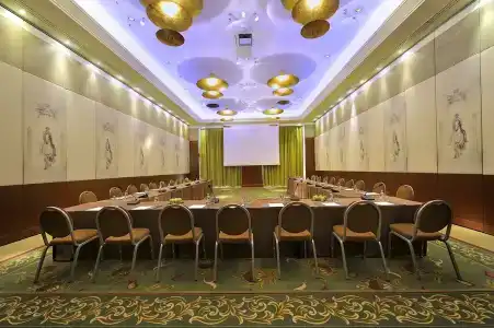 Regent Warsaw - 1