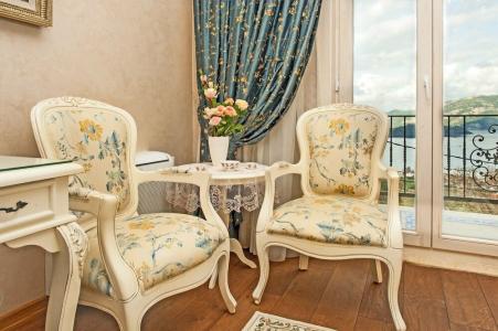 Swan Lake - Adult Only - 13