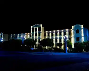 Plaza Viktoria - 6