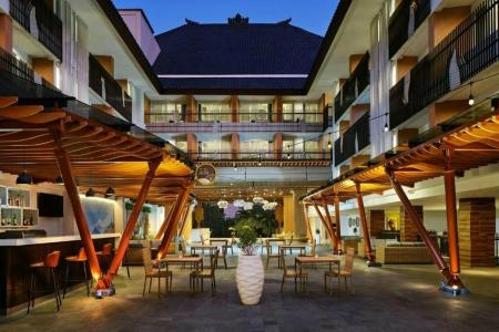 Fairfield by Marriott Bali Kuta Sunset Road - 28