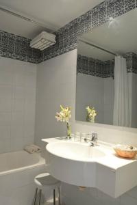 Venice Beach- Families and Couples Only - 39