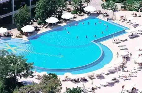 Hillside Beach Club - 42