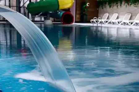 DoubleTree by Hilton - 15