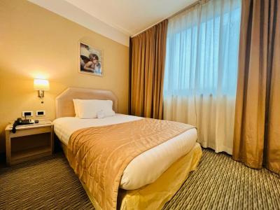 Holiday Inn Naples, an IHG - 11