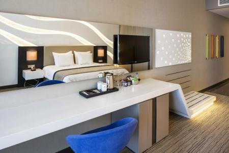 Ramada & Suites by Wyndham Izmir Kemalpasa - 48