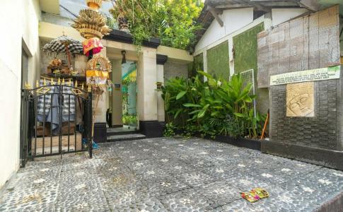 Dedy Beach Inn - 36