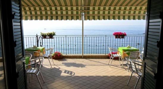B&B Miramare - 8