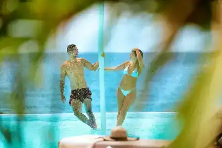 Alexandra Elegance Bridging Generations - 11