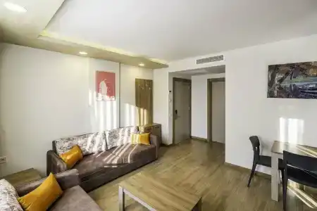 GOLDEN WORLD SUITE - 44