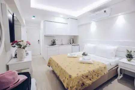 Princess Kinli Suites - 48