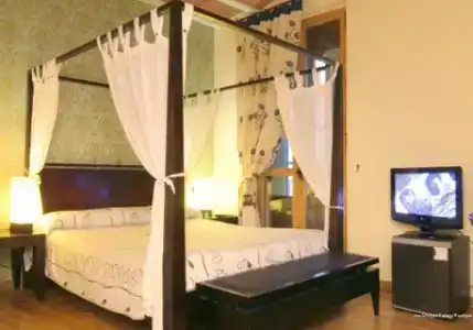 Les Monges Palace Boutique - 1