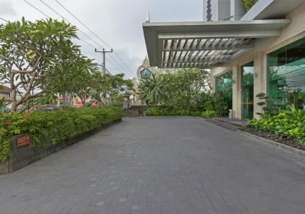 Kuta Galleria - 35