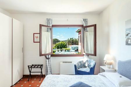 Stefania Boutique by the Beach - 25