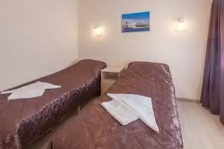 Democrat on Fontanka 104 2K - 89