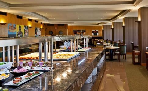 Ramada by Wyndham Lisbon - 4