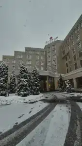 Ramada by Wyndham - 38