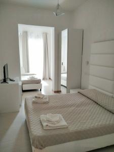 Artemide Mare - 32