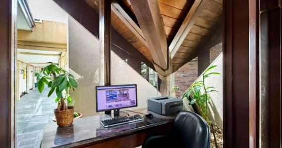 Best Western Orlando West - 33
