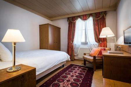 Corso Am Graben - 16