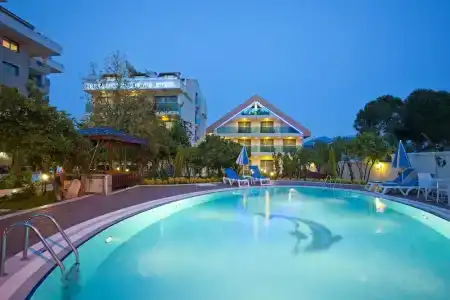 Orsmaris Boutique - Boutique Class - 18