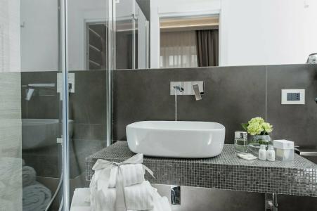 Vatican Style Suite - 16