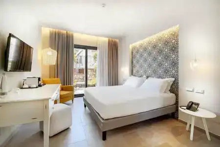 Villa Fiorita Boutique - 2