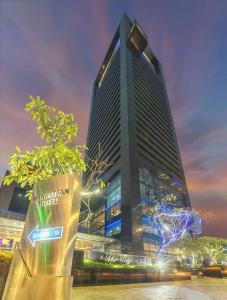 Manhattan Jakarta - 0