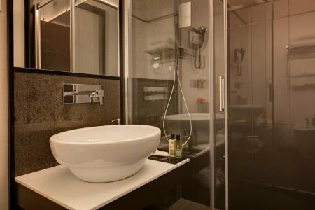 Dharma Luxury - 40