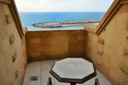 Romance Alexandria - 15