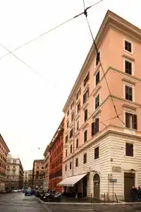 Roman Terrace - 17