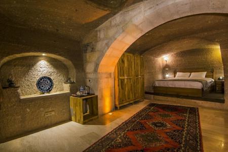 Caldera Cave & Restaurant - 47