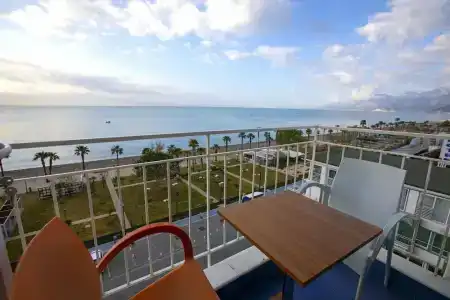 Kristal Beach - 20