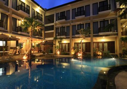 Suris Boutique - 7