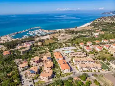 Sentido Michelizia Tropea Resort - 1