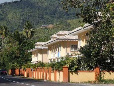 Reef Holiday Apartments - 31