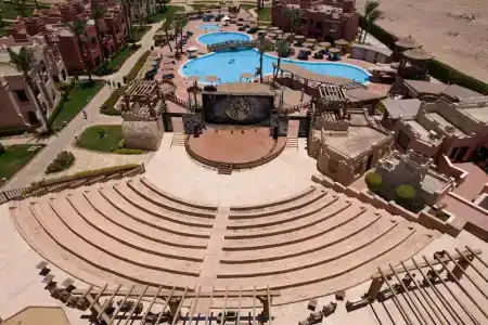 Charmillion Sea Life Resort - 4