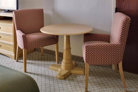 Holiday Inn Express & Suites NEAREST UNIVERSAL ORLANDO by IHG - 27