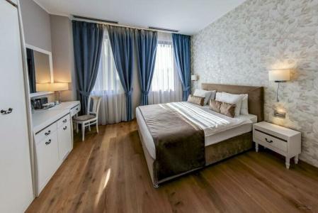New Era Old Town Bucharest Parking with Fee Nearby - 37