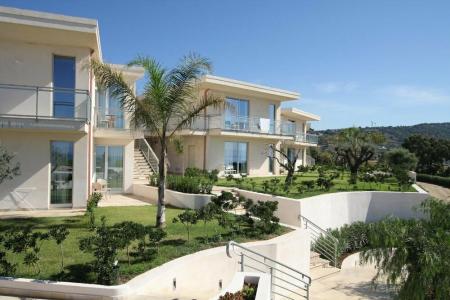 Blue Bay Resort - 5