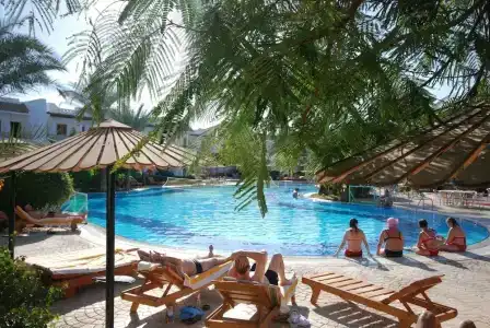 Dive Inn Resort - 2