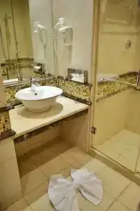 Romance Alexandria - 8