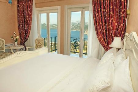 Swan Lake - Adult Only - 16