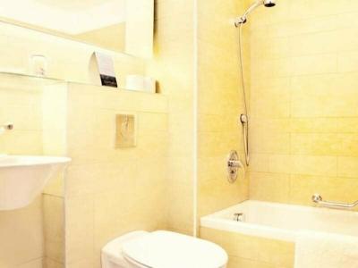 Debrah Brown, a Member of Browns - 21