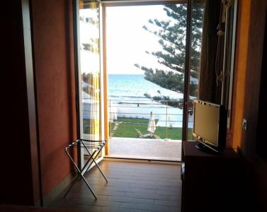 Room in B&B - Suitebeach bnb and Resort - 20