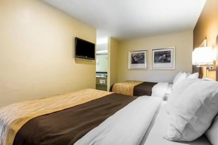 Comfort Inn Boardwalk - 22