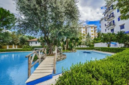 Sorrento Pool&Suites - 5