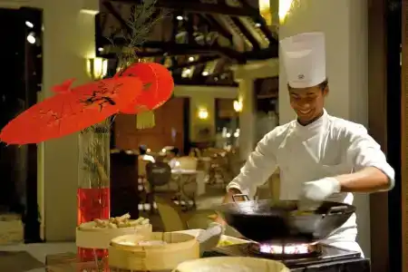 Paradis Beachcomber Golf Resort & Spa - 12