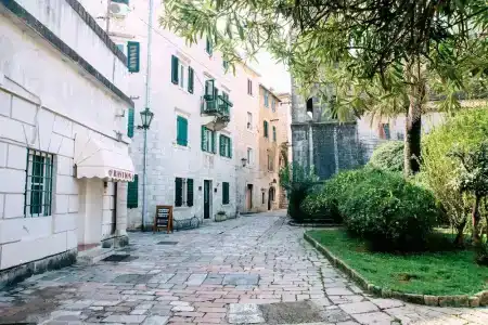 D & Sons Apartments - 20