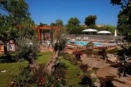 Il Roseto Resort - 10